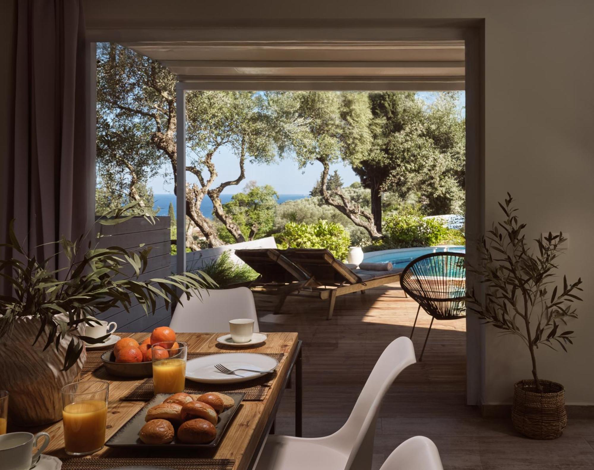 Chris & Jo Villas, Enchanting Escapes, With Heated Pools & Seaviews By Thinkvilla ザキントス エクステリア 写真